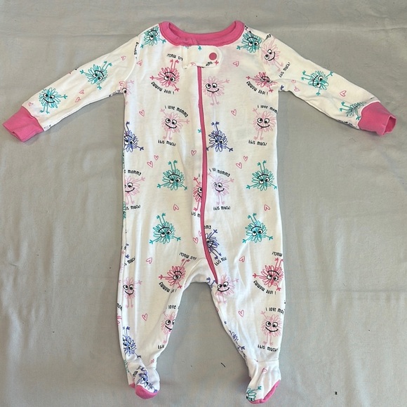 The Children's Place White and Pink whimsical Floral Footie sleeper/onesie - Picture 1 of 3